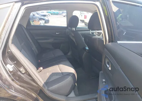 2016 Nissan Altima 2.5 S z USA, uszkodzony, nr VIN 1N4AL3AP9GC174639